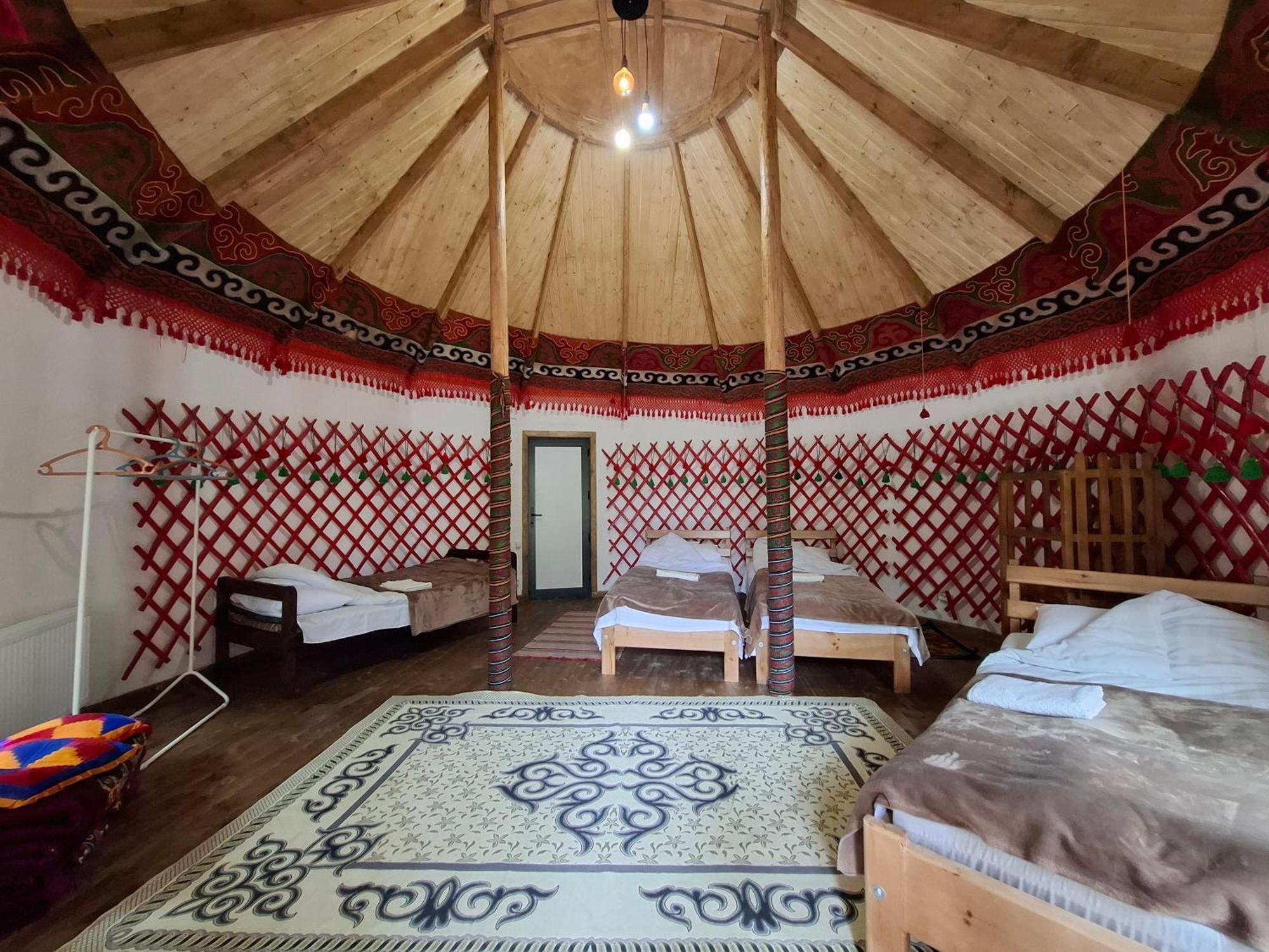 Happy Nomads Yurts & Hostel Karakol Dış mekan fotoğraf